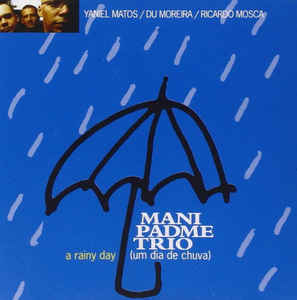 A Rainy Day / Um Dia De Chuva