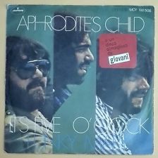 It's Five O'clock / Funky Mary