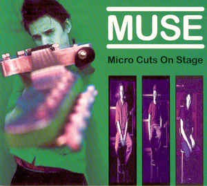 Micro Cuts On Stage