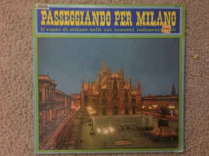 Passeggiando Per Milano
